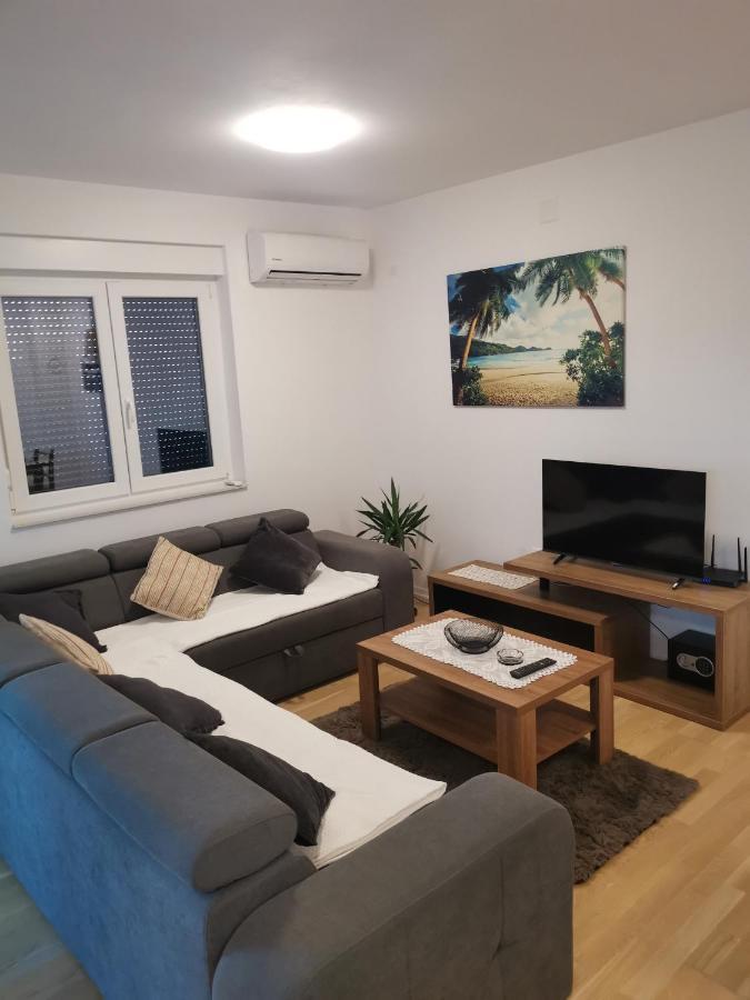 Apartman Batuda,Centar, Free Mini Ðurđevac Buitenkant foto